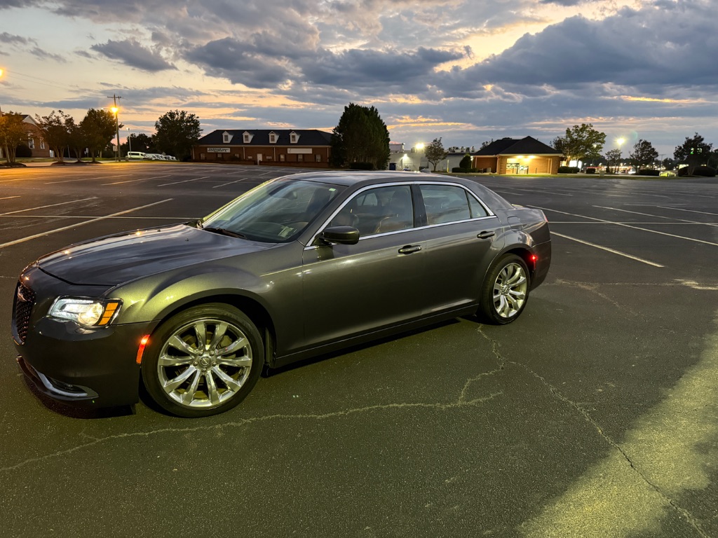 2016 Chrysler 300