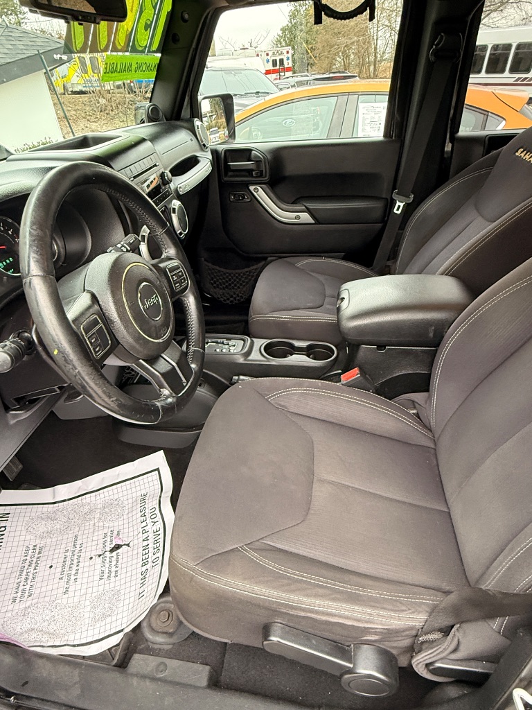 2013 Jeep Wrangler Unlimited Sahara - Photo 8