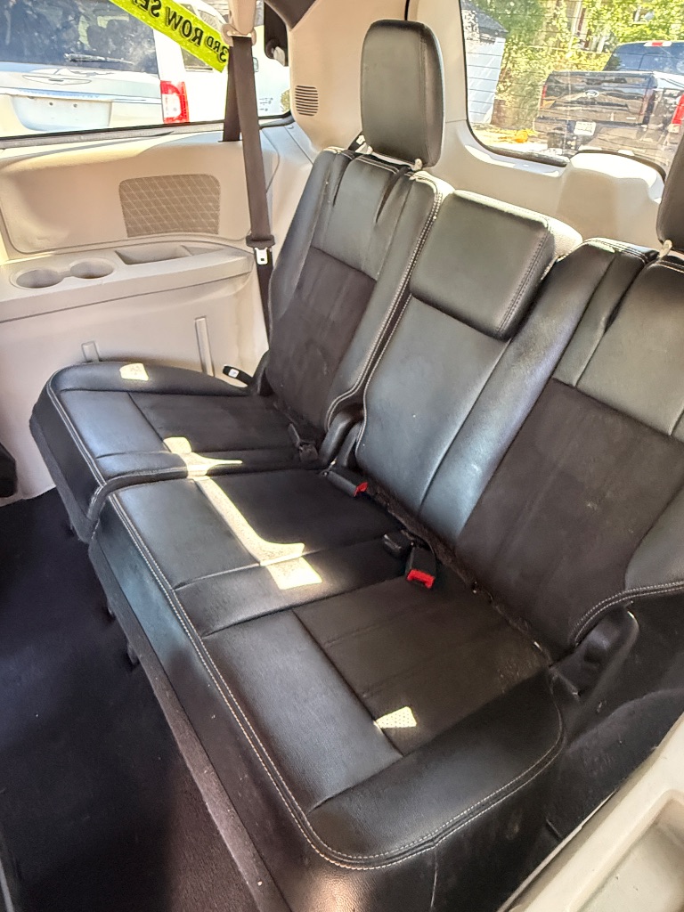2019 Dodge Grand Caravan SXT - Photo 19