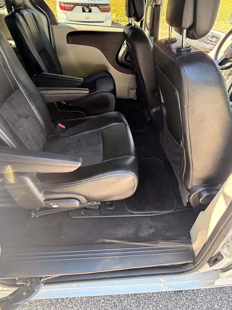 2019 Dodge Grand Caravan SXT - Photo 23