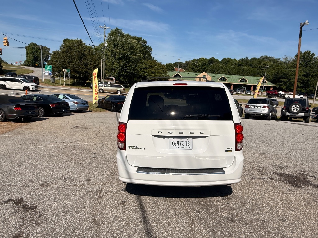 2019 Dodge Grand Caravan SXT - Photo 7