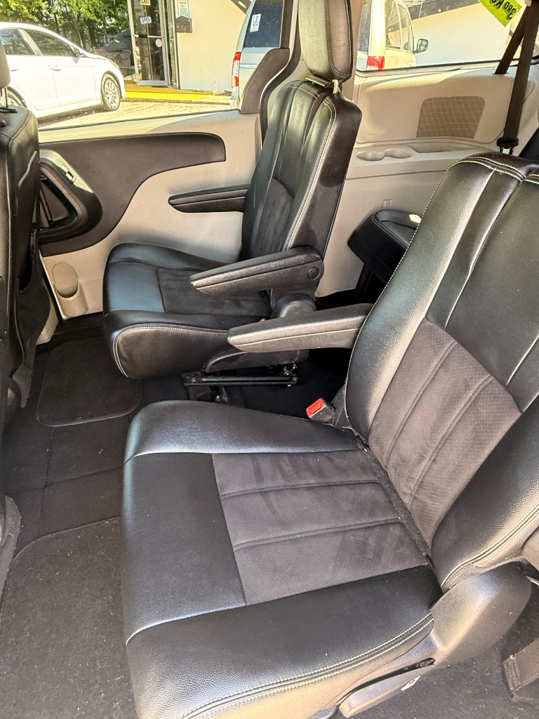 2019 Dodge Grand Caravan SXT - Photo 18