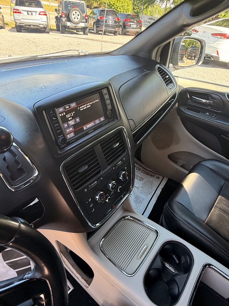 2019 Dodge Grand Caravan SXT - Photo 14