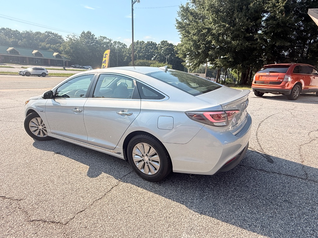 2017 Hyundai Sonata Hybrid Base - Photo 6
