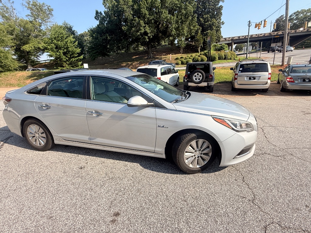 2017 Hyundai Sonata Hybrid Base - Photo 13